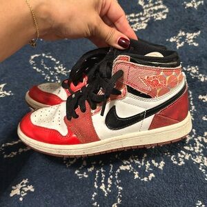Air Jordan 1 Retro High OG x Marvel 'Spider-Man kids sneakers 👟